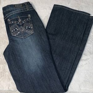 Size 7 juniors / ladies Earl Jean Blue Bootcut Jeans